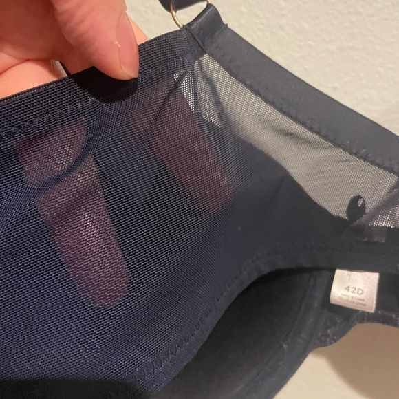 Navy Marilyn Monroe underwire Bra. Size 42 D - Picture 3 of 6